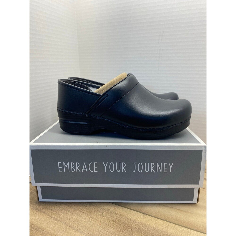 NEW Dansko Wide Pro Box Black Leather slip on Clogs US size 39W
